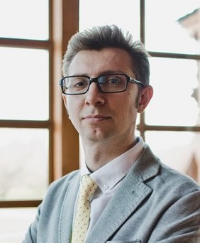 Денис Логинов